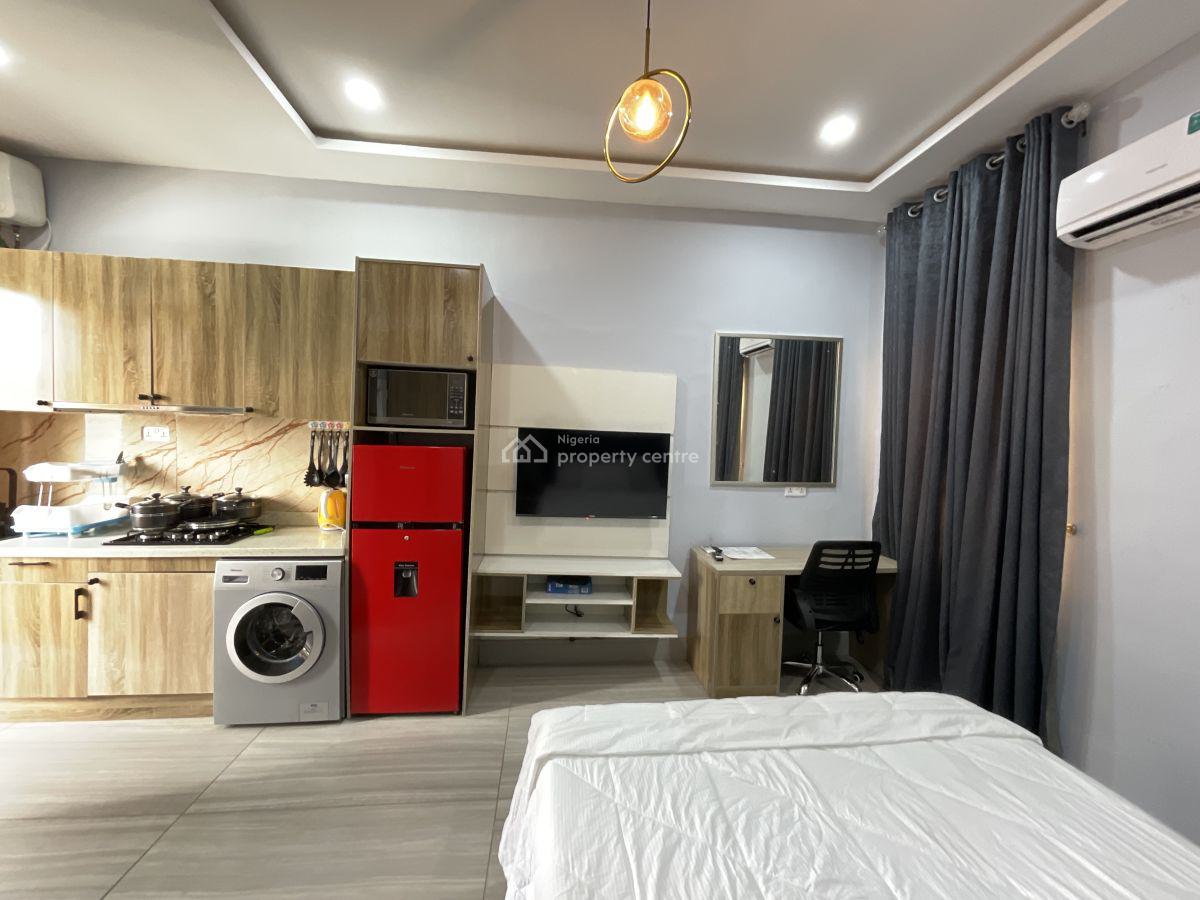 Nicely Furnished Studio Apartment, Ikota, Lekki, Lagos, Flat / Apartment Short Let