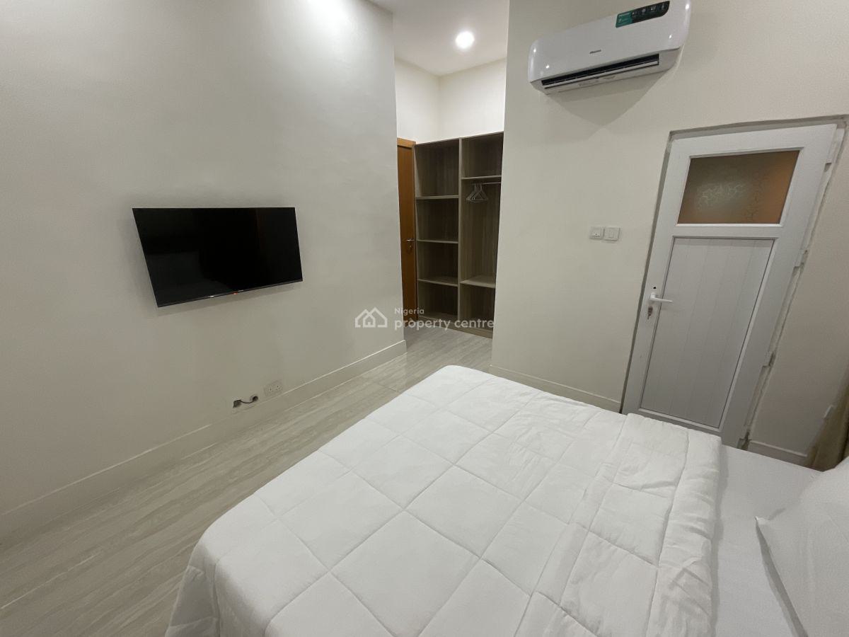 Nicely Furnished 1 Bedroom Apartment, Ikota, Lekki, Lagos, Flat / Apartment Short Let