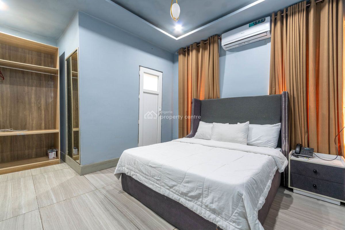 Nicely Furnished 1 Bedroom Apartment, Ikota, Lekki, Lagos, Flat / Apartment Short Let