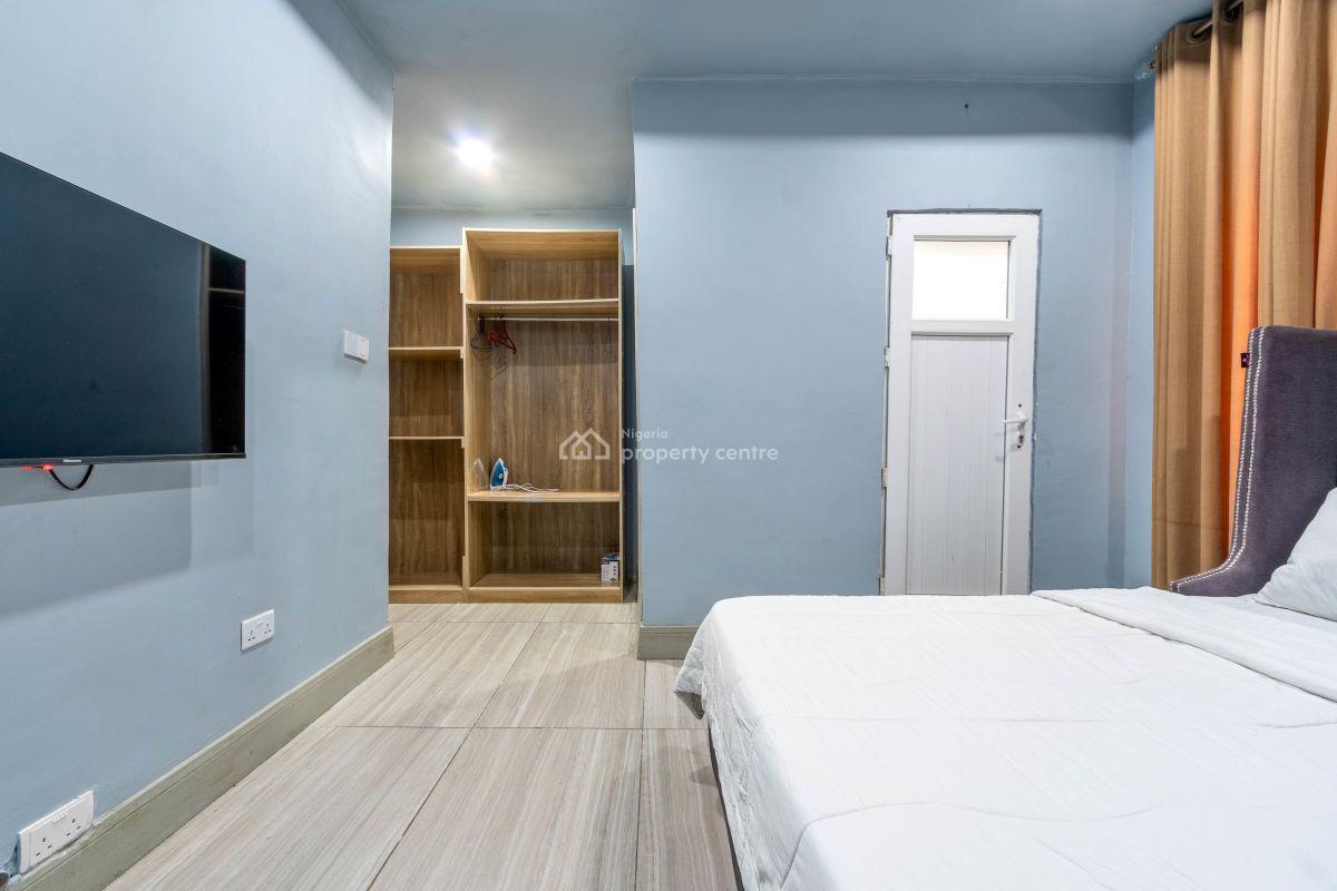 Nicely Furnished 1 Bedroom Apartment, Ikota, Lekki, Lagos, Flat / Apartment Short Let