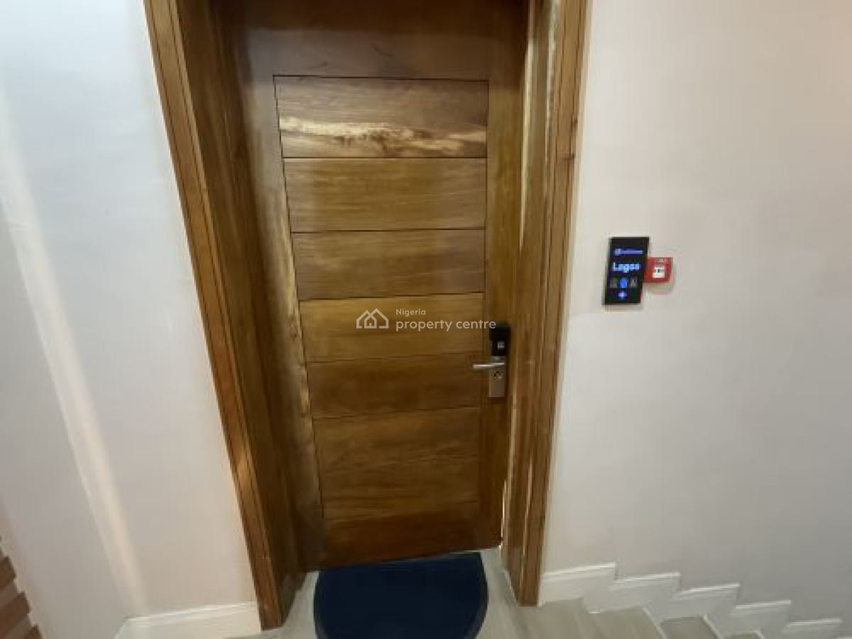 Nicely Furnished 1 Bedroom Apartment, Ikota, Lekki, Lagos, Flat / Apartment Short Let