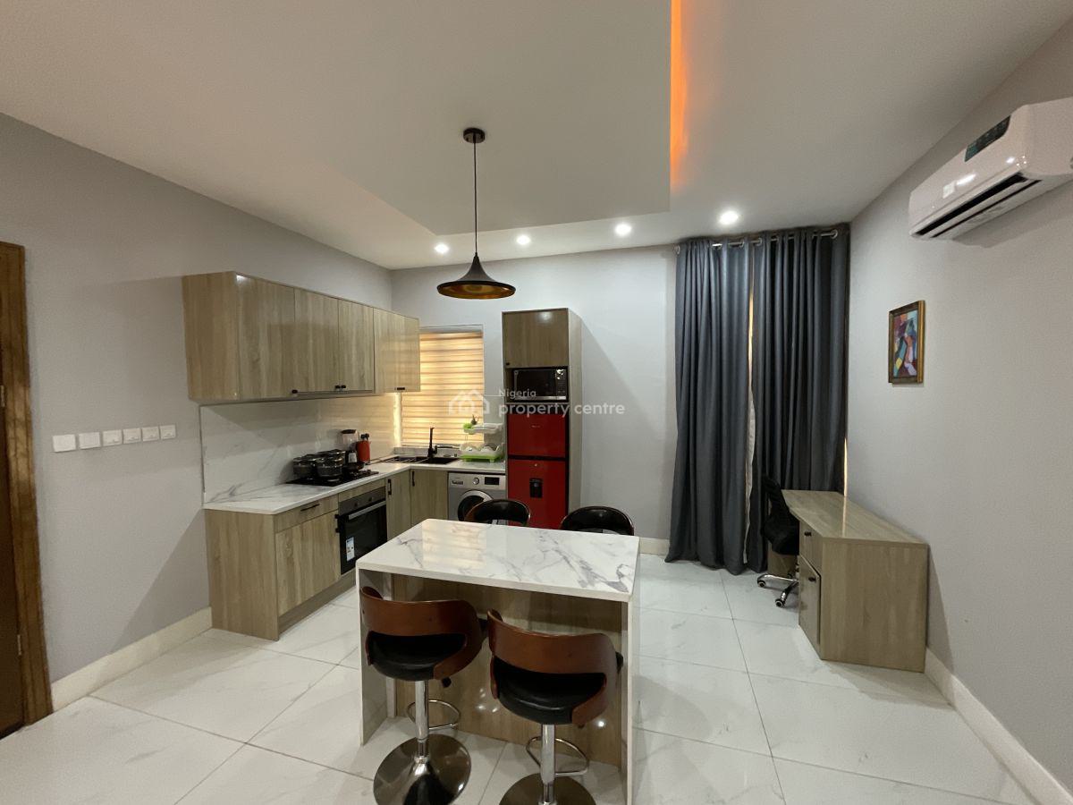Nicely Furnished 2 Bedroom Apartment, Ikota, Lekki, Lagos, Flat / Apartment Short Let