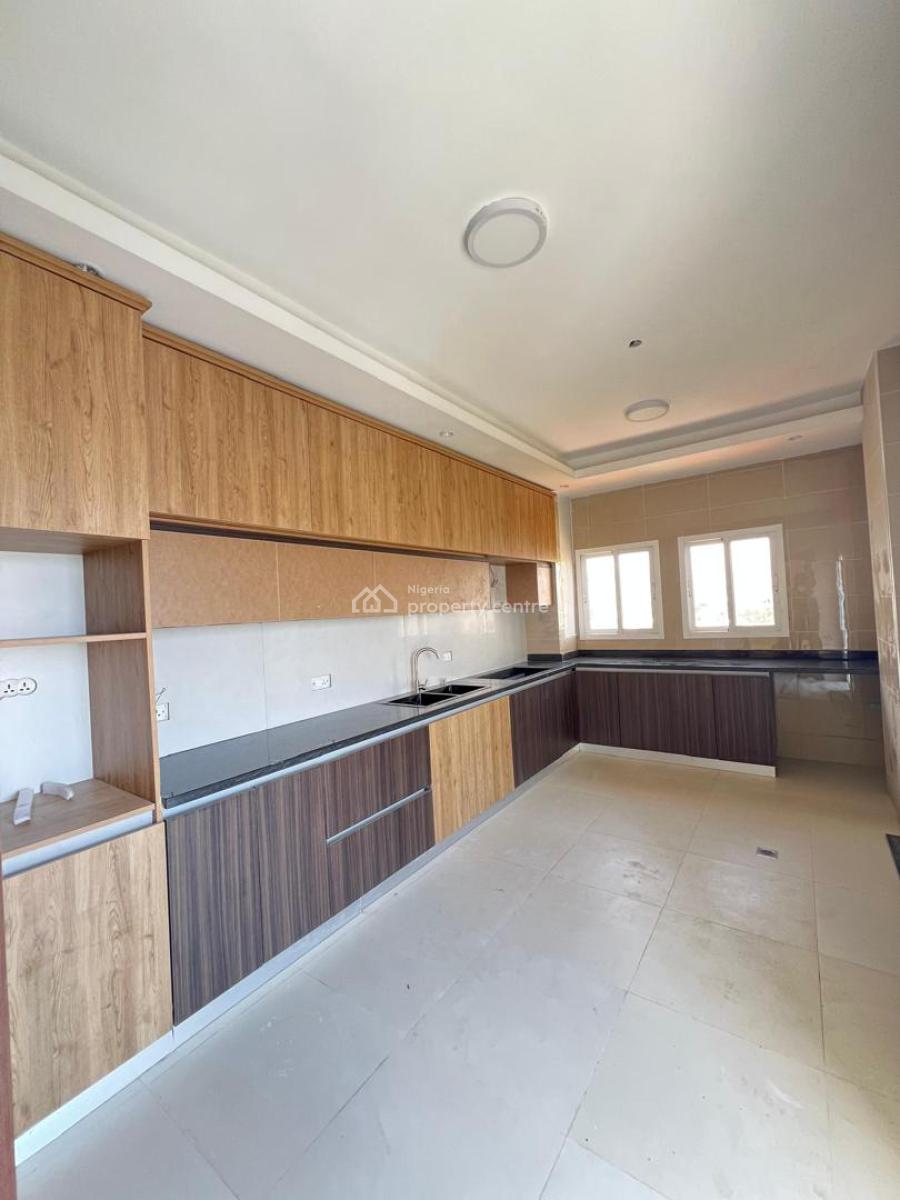 Elegant 4 Bedroom Penthouse with a Swimming Pool, Gym and a Bq, Victoria Island (vi), Lagos, Flat / Apartment for Sale
