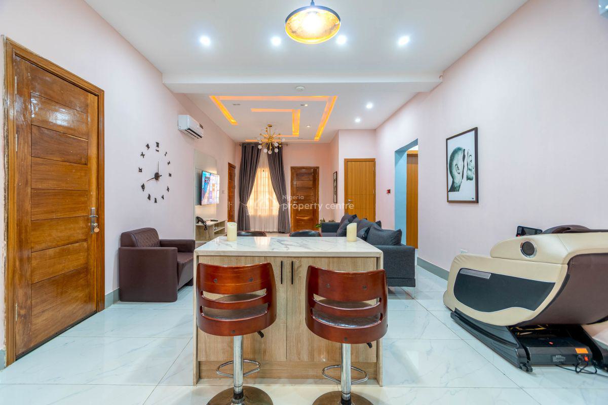 Nicely Furnished 2 Bedroom Apartment, Ikota, Lekki, Lagos, Flat / Apartment Short Let