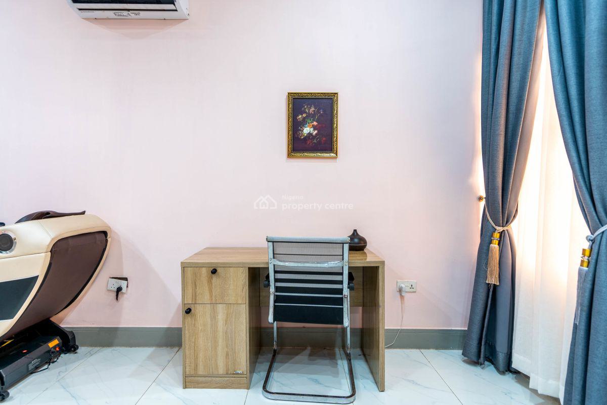Nicely Furnished 2 Bedroom Apartment, Ikota, Lekki, Lagos, Flat / Apartment Short Let