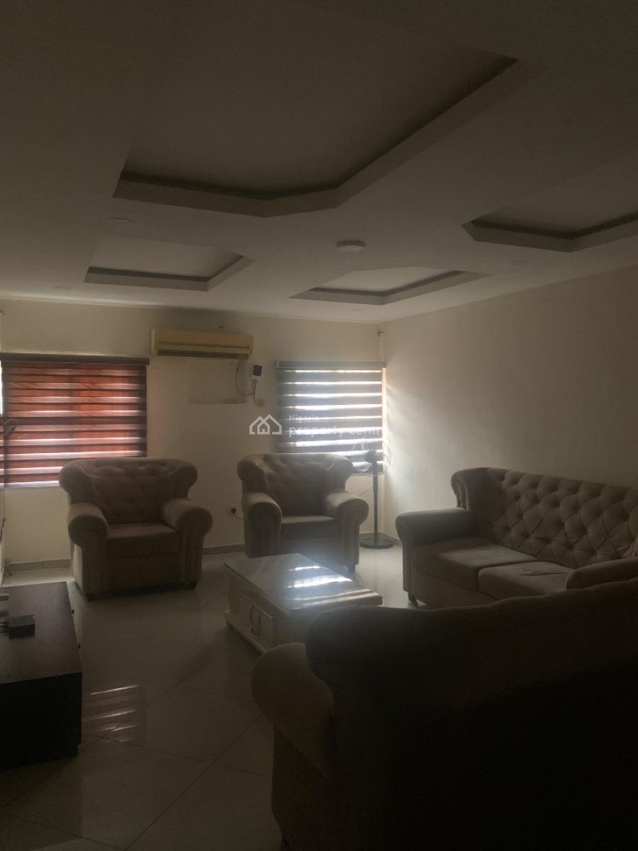 Fully Furnished Well Maintained 3 Bedrooms Flat, Ikeja Gra, Ikeja, Lagos, Flat / Apartment for Rent