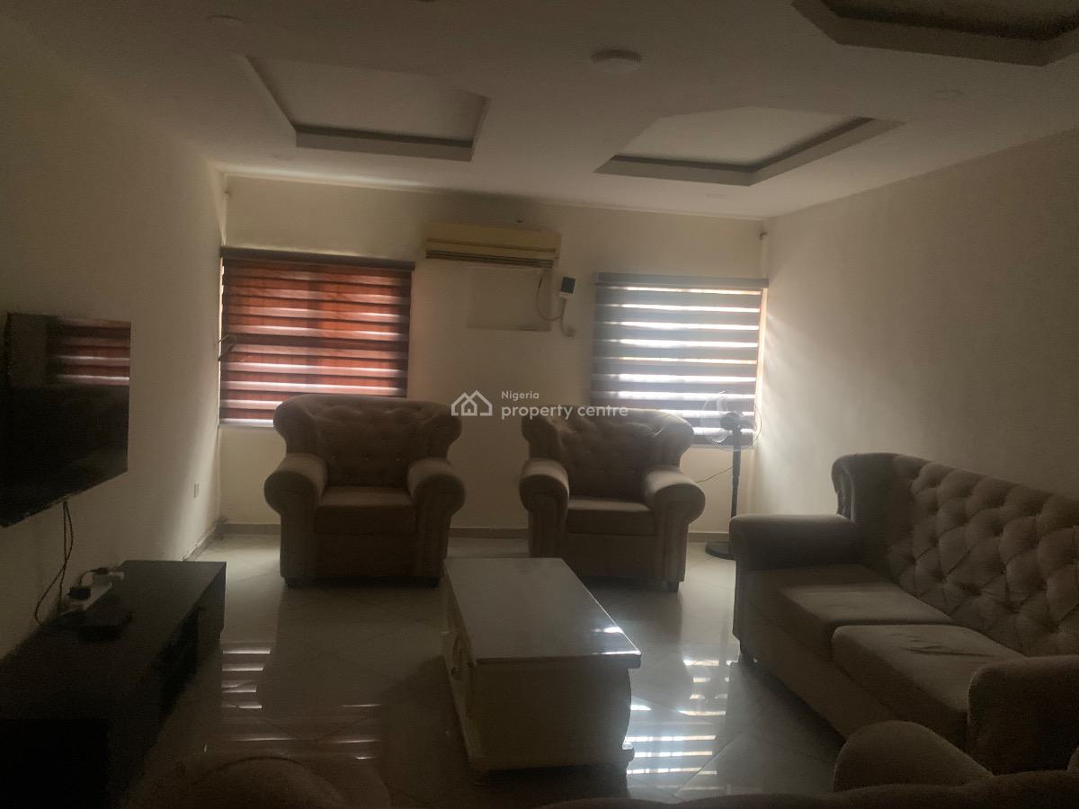Fully Furnished Well Maintained 3 Bedrooms Flat, Ikeja Gra, Ikeja, Lagos, Flat / Apartment for Rent