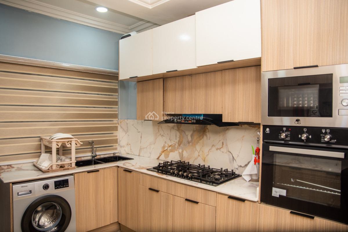 Nicely Furnished 4 Bedroom Apartment, Ikota, Lekki, Lagos, Flat / Apartment Short Let