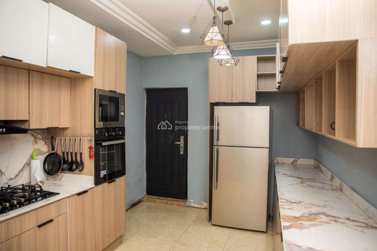 Nicely Furnished 4 Bedroom Apartment, Ikota, Lekki, Lagos, Flat / Apartment Short Let