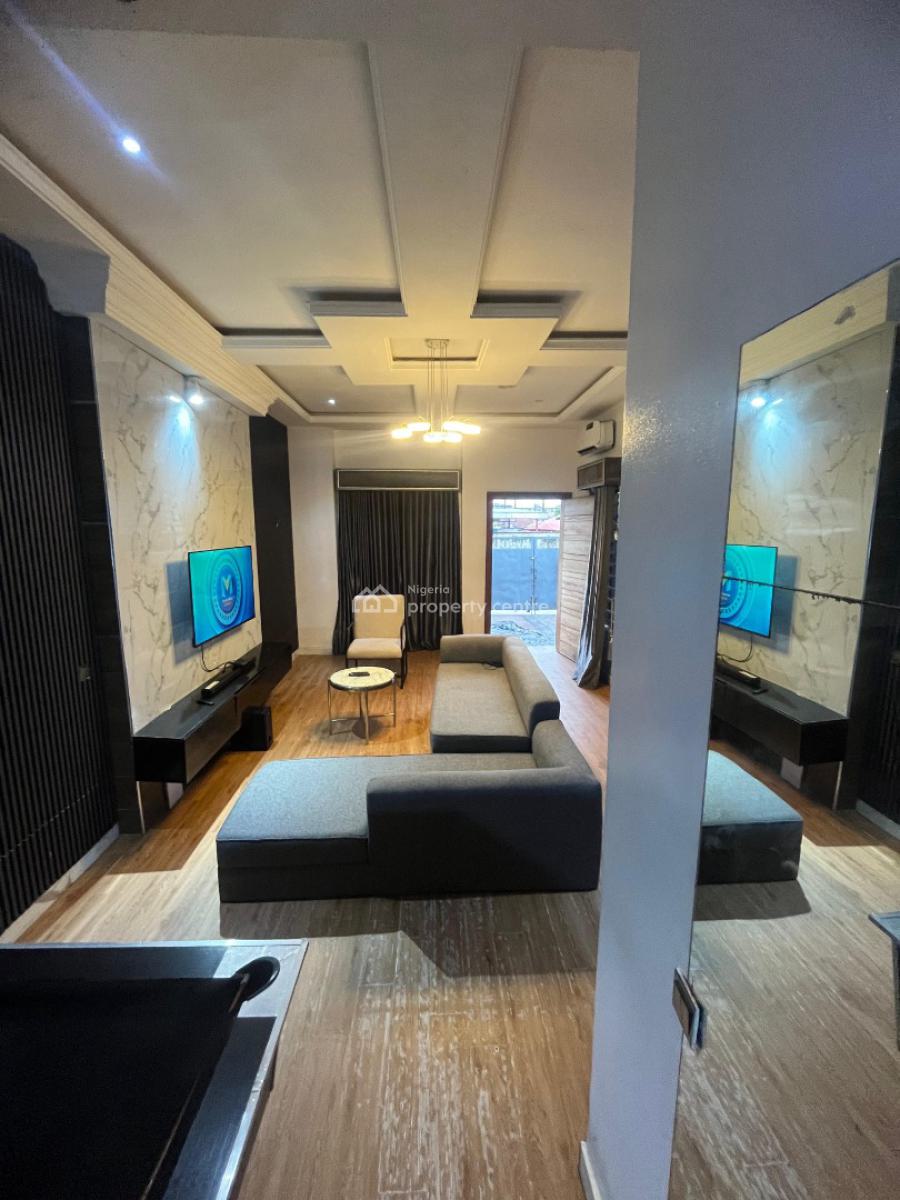 Nicely Furnished 4 Bedroom Apartment, Ikate, Lekki, Lagos, Flat / Apartment Short Let