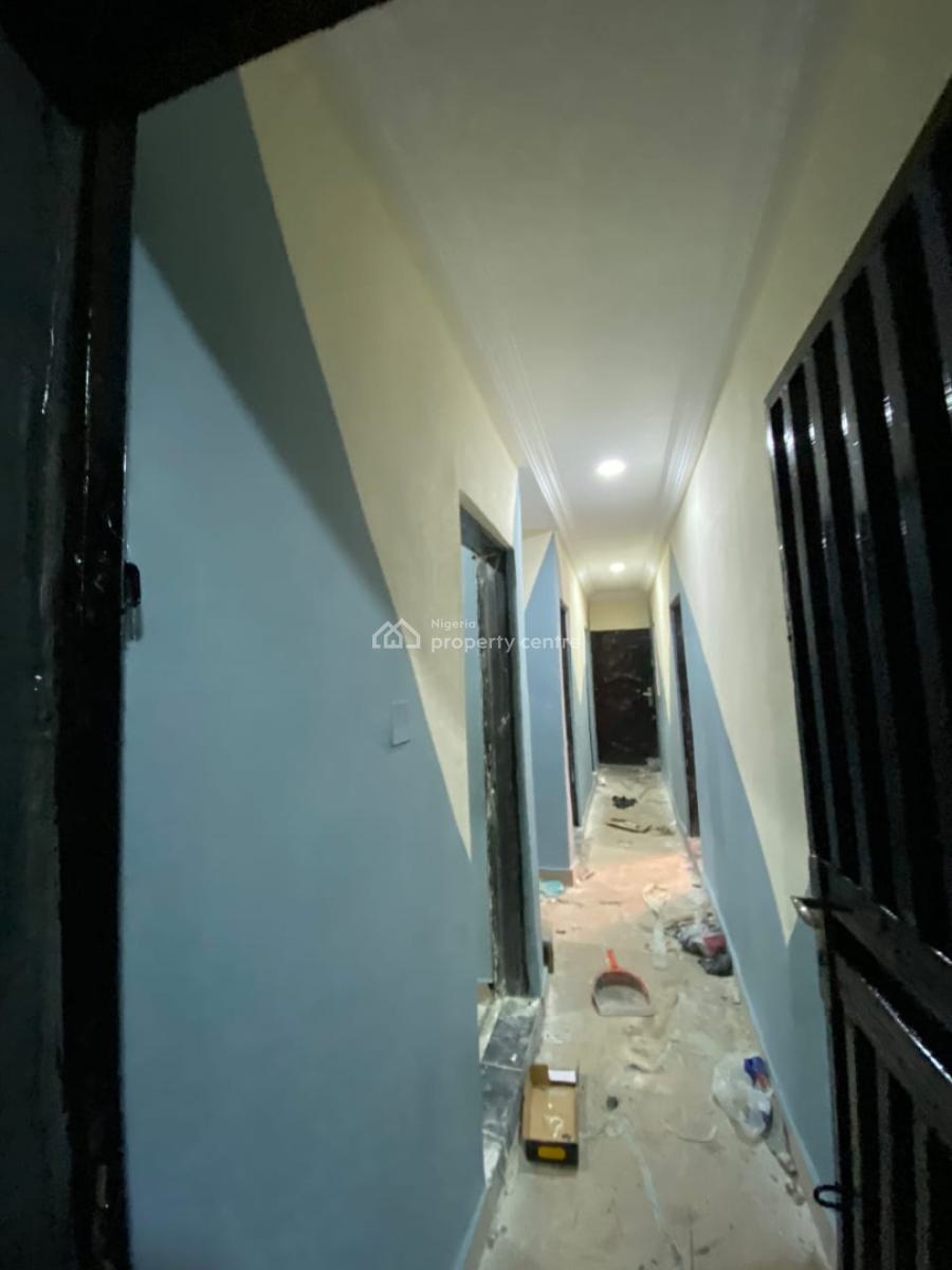 Clean Room and Parlor, Ado Road...., Ajah, Lagos, Mini Flat (room and Parlour) for Rent