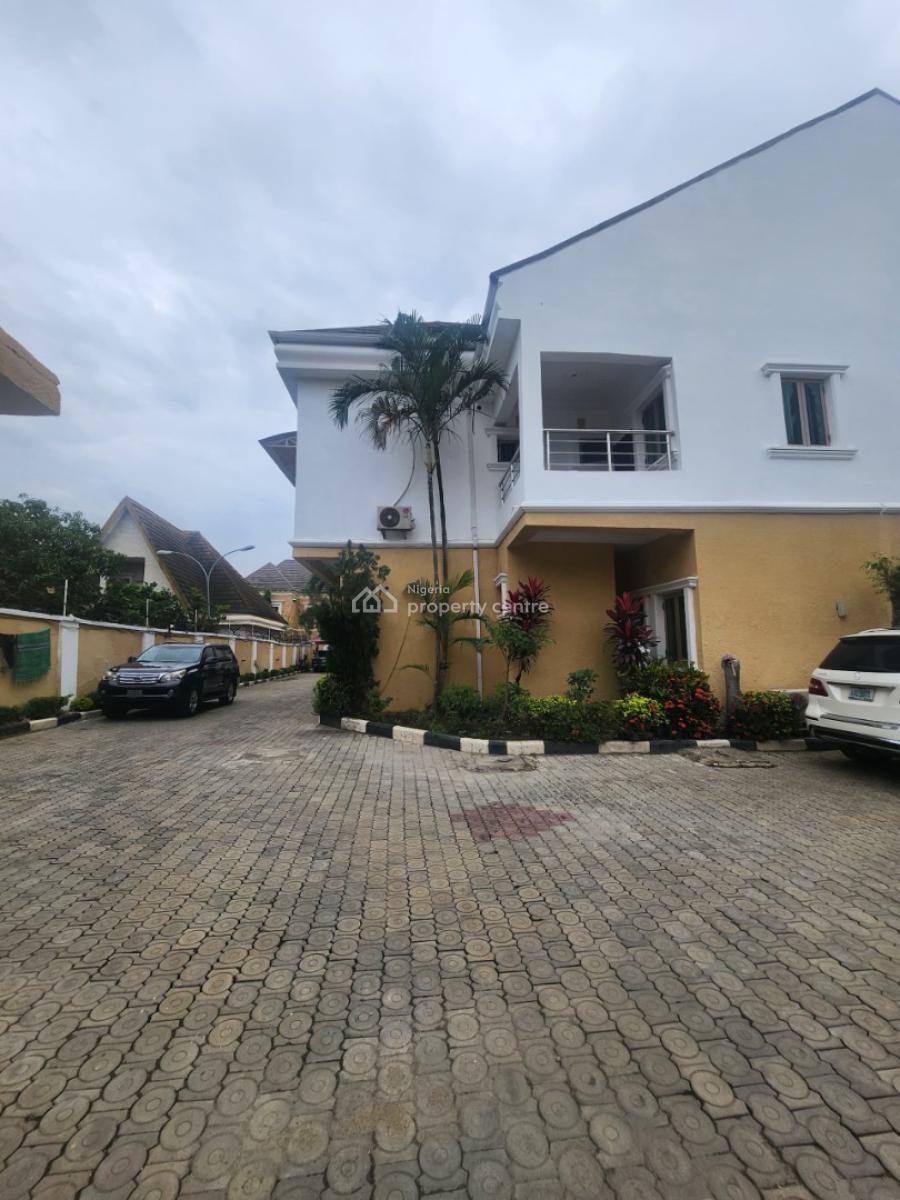 a Very Good Spacious 4bedroom Terrace Duplex + 1bq, Maitama District, Abuja, Terraced Duplex for Rent