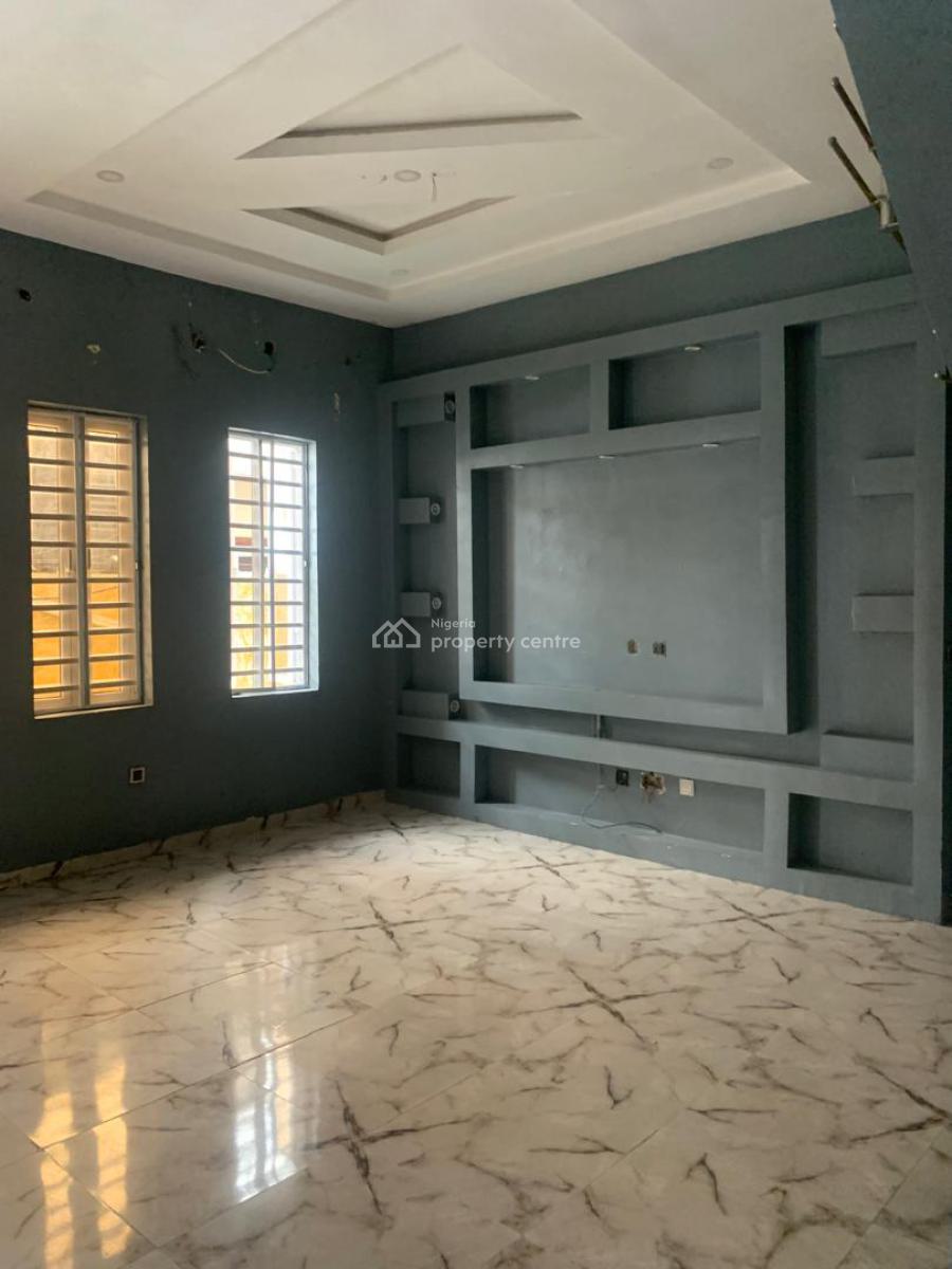 Classic and Well Defined 4 Bedrooms Duplex, Chevron Drive, Lekki, Lagos, Semi-detached Duplex for Sale