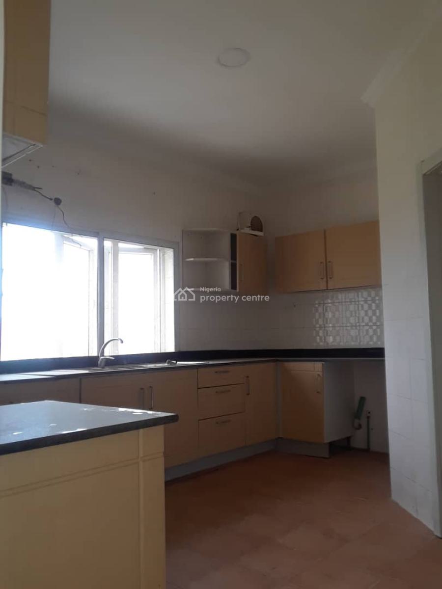 Lightly Furnished 3bedroom Apartment Ideal for Staff Quarters, Beside Pinnock Beach Estate, Osapa, Lekki, Osapa, Lekki, Lagos, Flat / Apartment for Rent