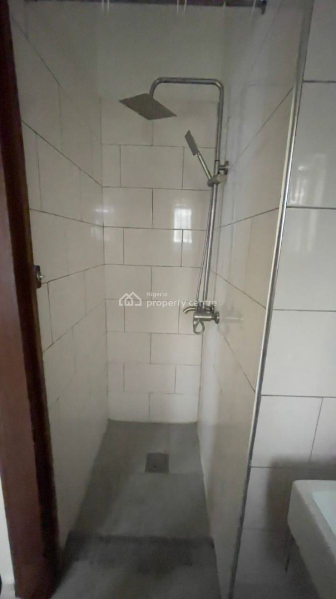 Nice 2 Bedroom Apartment with 2 Parking Spaces, Oniru, Victoria Island (vi), Lagos, Flat / Apartment for Rent