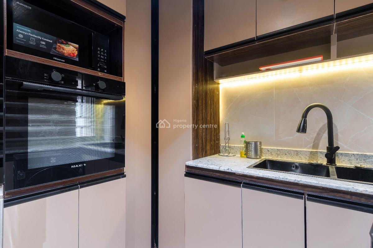 a Brand New Luxurious 2 Bedroom Apartment with Ps5, Balcony & Washing, Lekki Phase 1, Lekki, Lagos, Flat / Apartment Short Let
