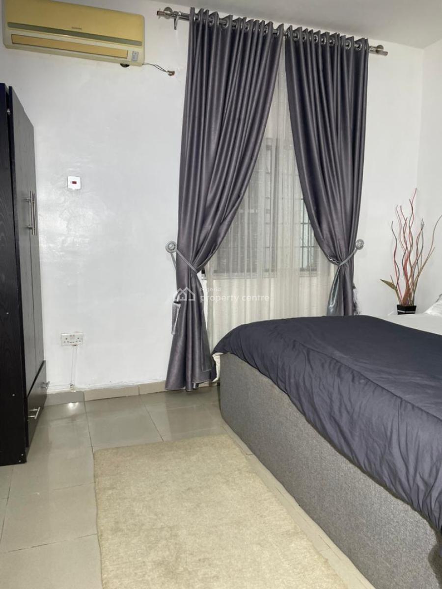Luxurious One Bedroom Apartment, Libreville Street Wuse 2, Wuse 2, Abuja, Flat / Apartment Short Let