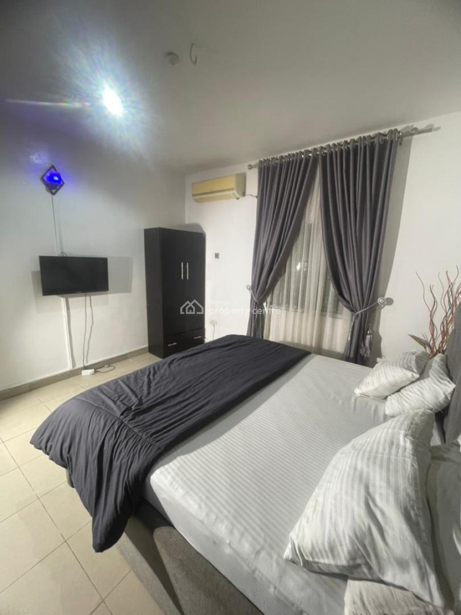 Luxurious One Bedroom Apartment, Libreville Street Wuse 2, Wuse 2, Abuja, Flat / Apartment Short Let