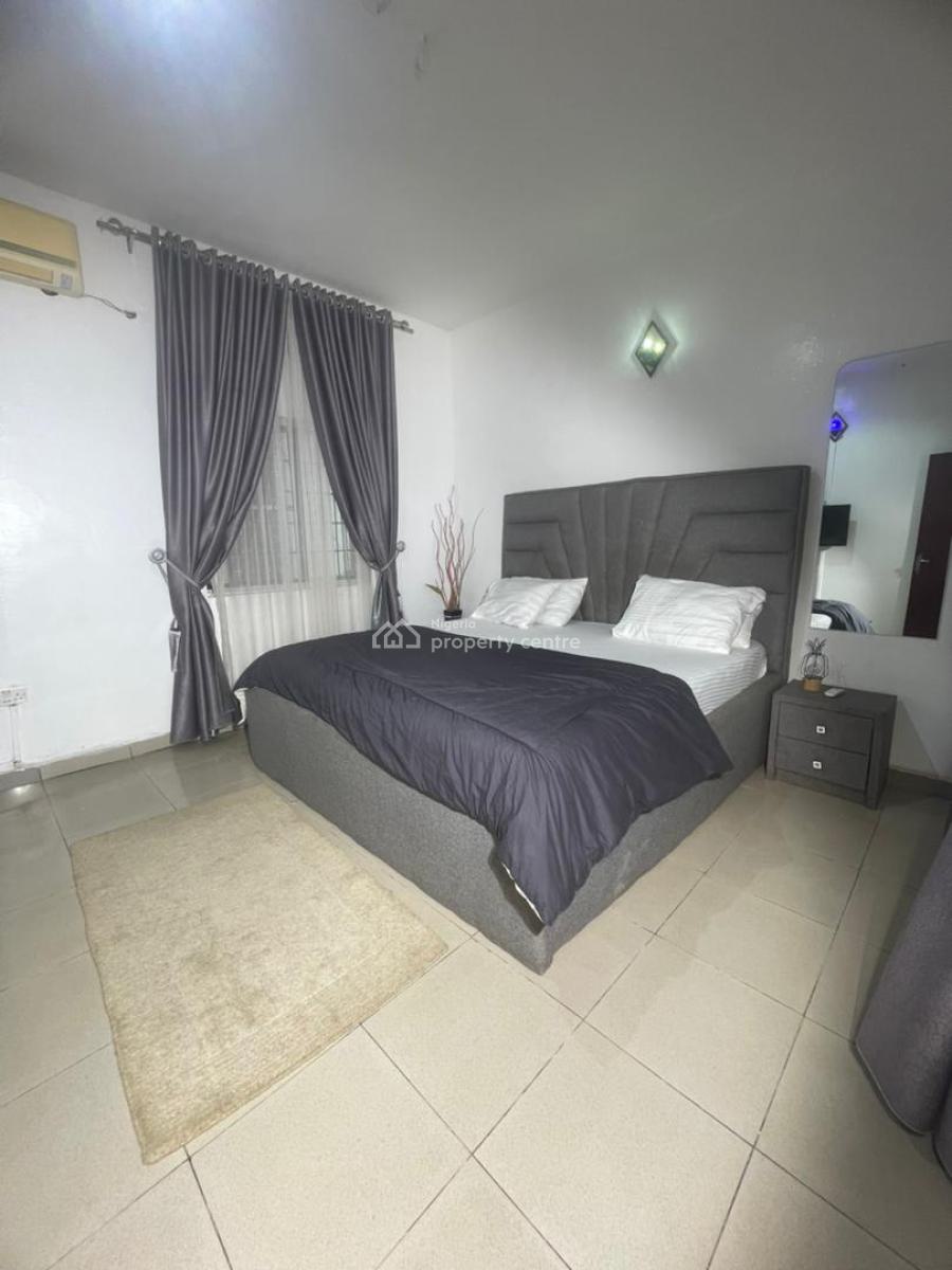 Luxurious One Bedroom Apartment, Libreville Street Wuse 2, Wuse 2, Abuja, Flat / Apartment Short Let