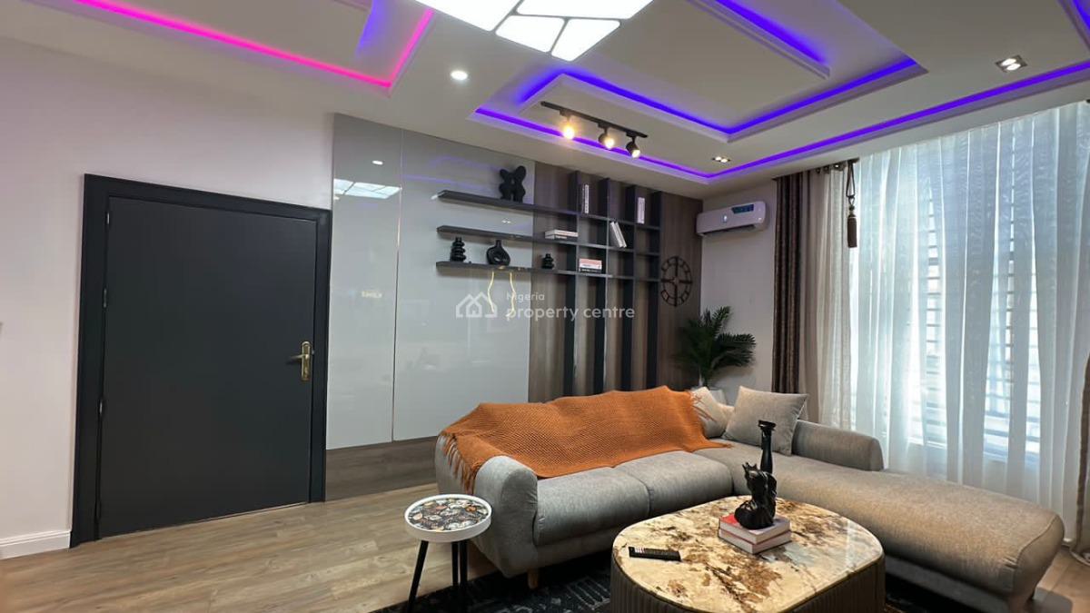 Luxurious 2 Bedrooms Apartment, Dawaki, Gwarinpa, Abuja, Flat / Apartment Short Let