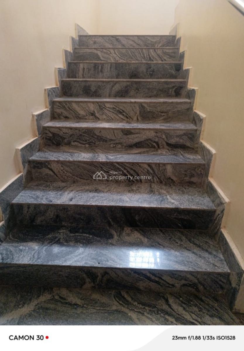 a Sparkling Spacious 3 Bedroom in a Detached Duplex Upstairs with a/cs, Dakwo/lokogoma, Dakwo, Abuja, Flat / Apartment for Rent