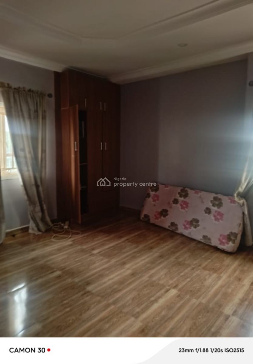 a Sparkling Spacious 3 Bedroom in a Detached Duplex Upstairs with a/cs, Dakwo/lokogoma, Dakwo, Abuja, Flat / Apartment for Rent