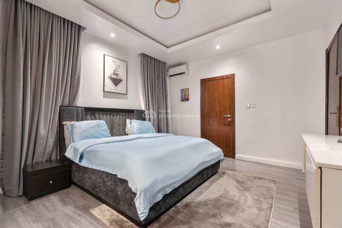 Beautiful 1-bed Apartment Available for Immediate Check in!!!, Lekki Phase 1, Lekki, Lagos, Flat / Apartment Short Let