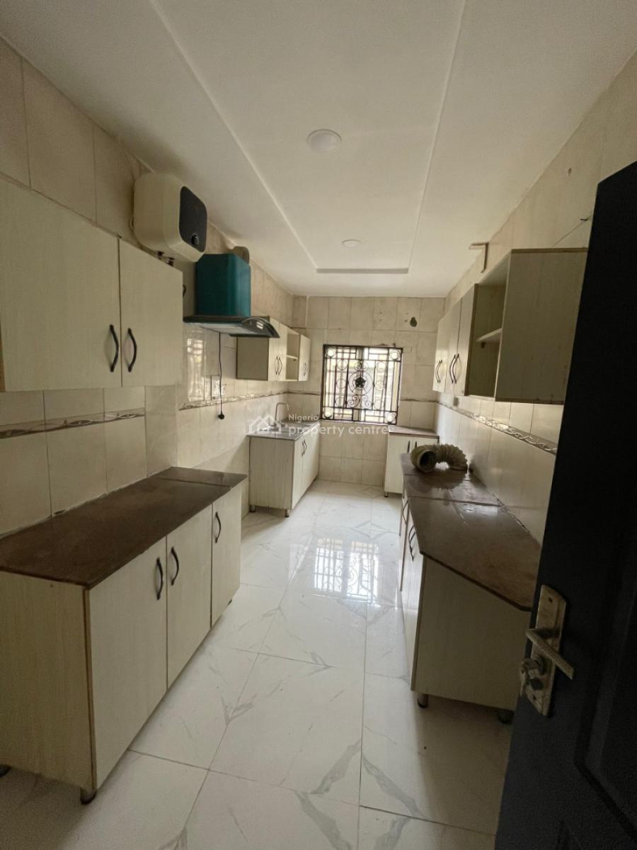 3-bedroom Apartment, Lekki Phase One (1), Lekki, Lagos, Flat / Apartment for Rent