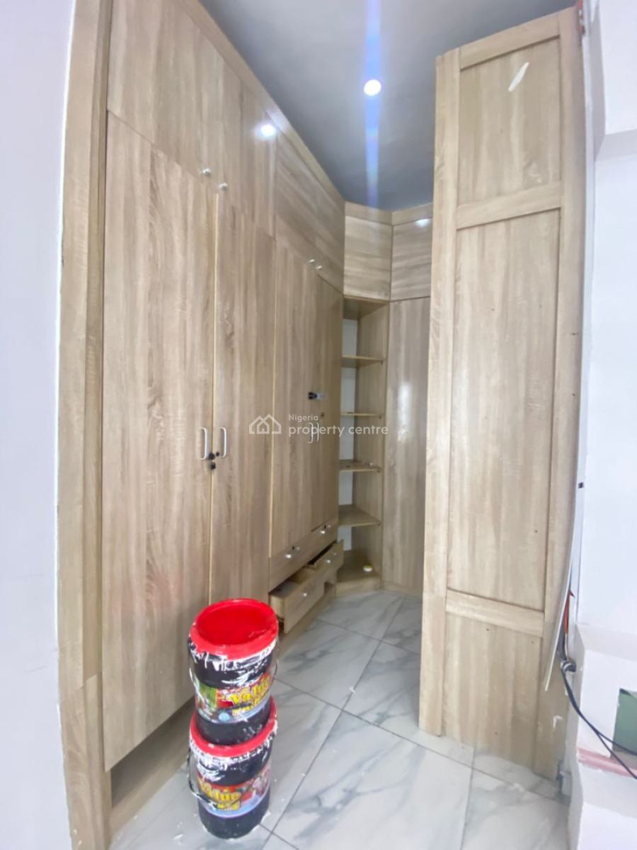 Master Bedroom + Mini Lounge ( Upstairs), Oral Estate Extension, Ikota, Lekki, Lagos, Mini Flat (room and Parlour) for Rent