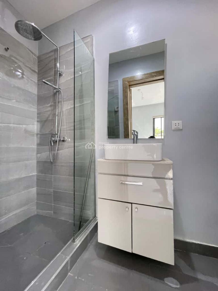 Luxury  4 Bedroom Maisonette, Lekki Phase 1, Lekki, Lagos, Flat / Apartment for Sale