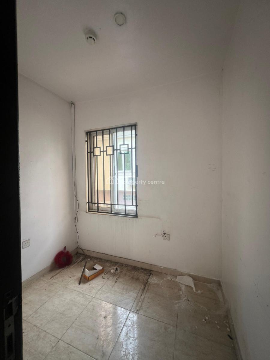 Spacious 4 Bedroom Semi Detached House with 2 Rooms Bq, Off Durosimi Etti Road, Lekki Phase 1, Lekki, Lagos, Semi-detached Duplex for Rent