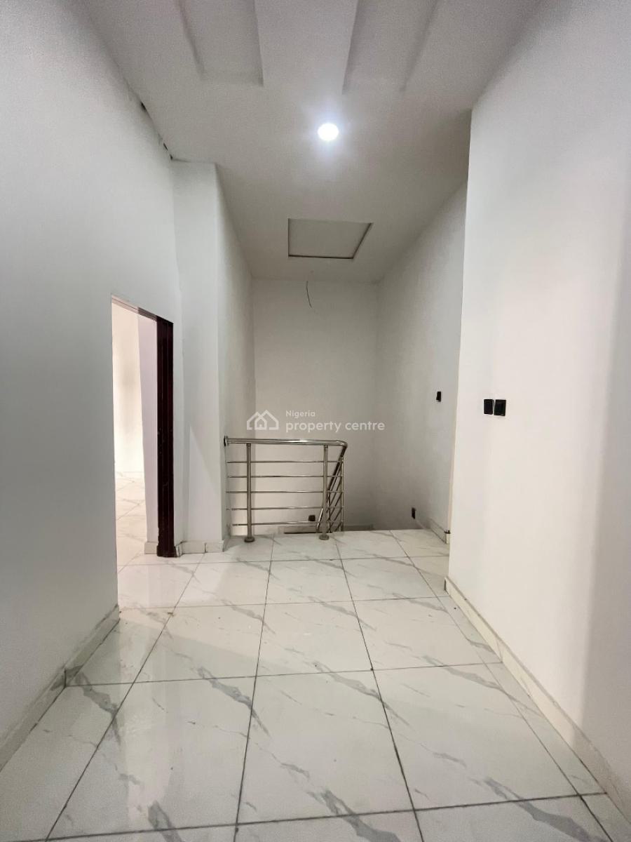 Well Built 3 Bedroom Terrace Duplex, Ajah, Ajah, Lagos, Terraced Duplex for Sale