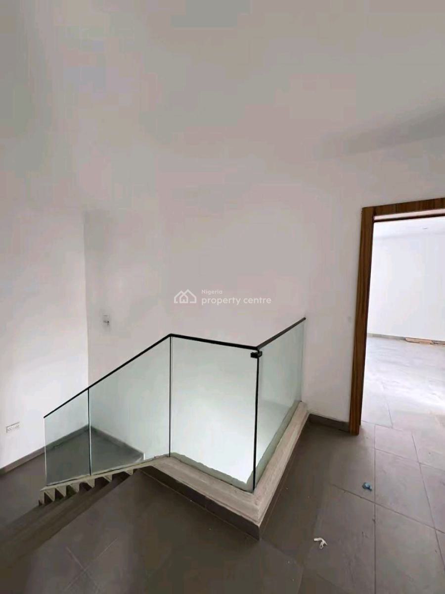 Well Maintained 3bedroom Maisonette with Bq, Banana Island, Ikoyi, Lagos, Terraced Duplex for Rent