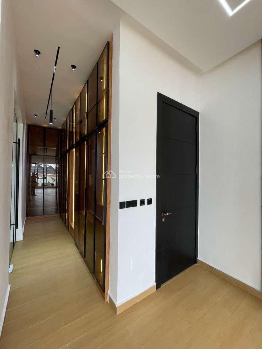 Luxury 2bedroom Maisonette in Lekki Phase 1, Freedom Way ,lekki Phase One ,lekki ,lagos ,nigeria, Lekki Phase 1, Lekki, Lagos, Flat / Apartment for Sale