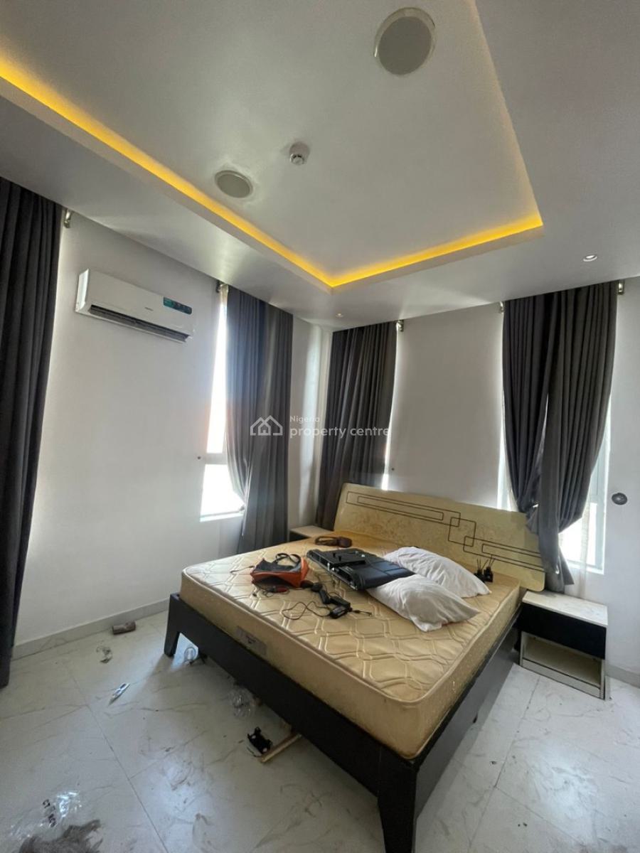 2 Bedroom Furnished Apartment, in a Well Secured Environment, Jakande, Lekki, Lagos, Flat / Apartment for Rent