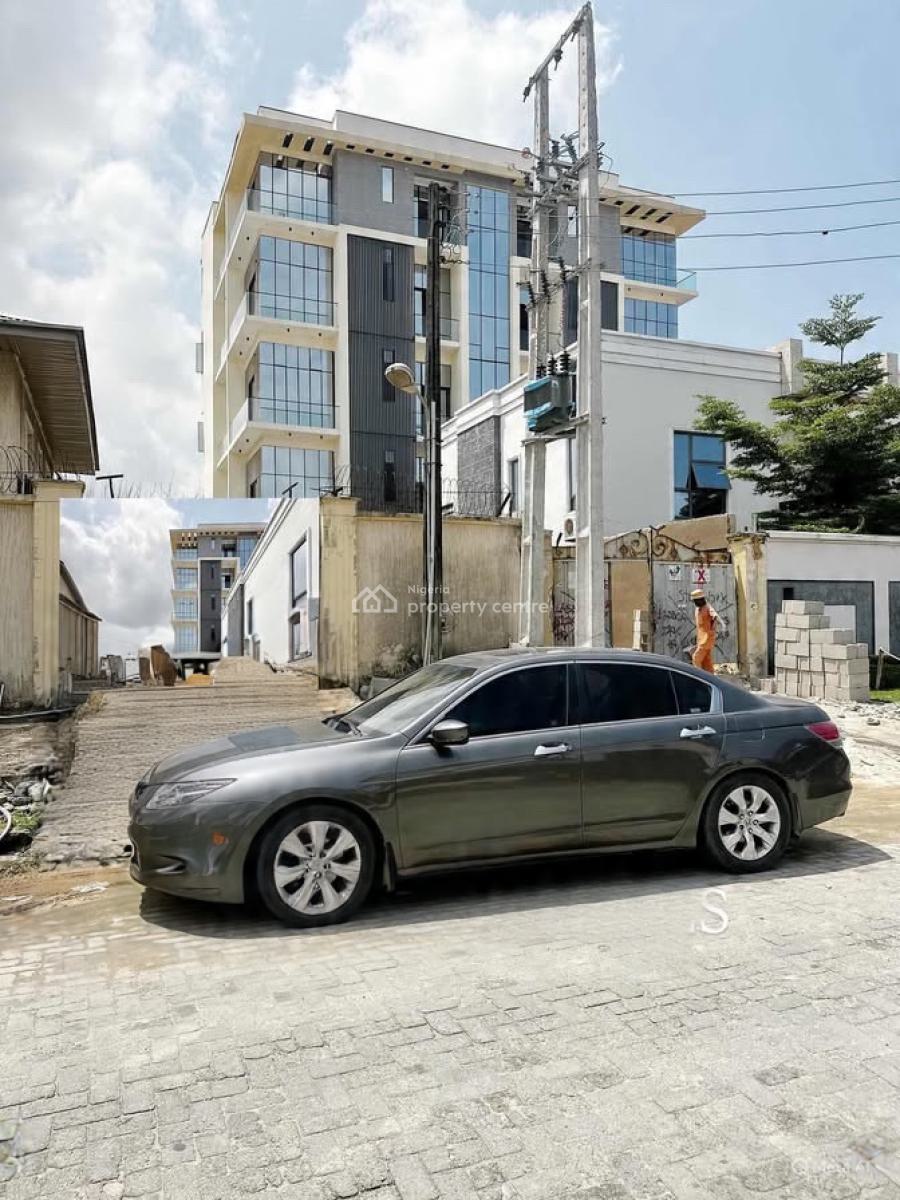 Lovely 2 Bedroom Apartment with Bq, Lekki Phase 1, Lekki, Lagos, Block of Flats for Sale