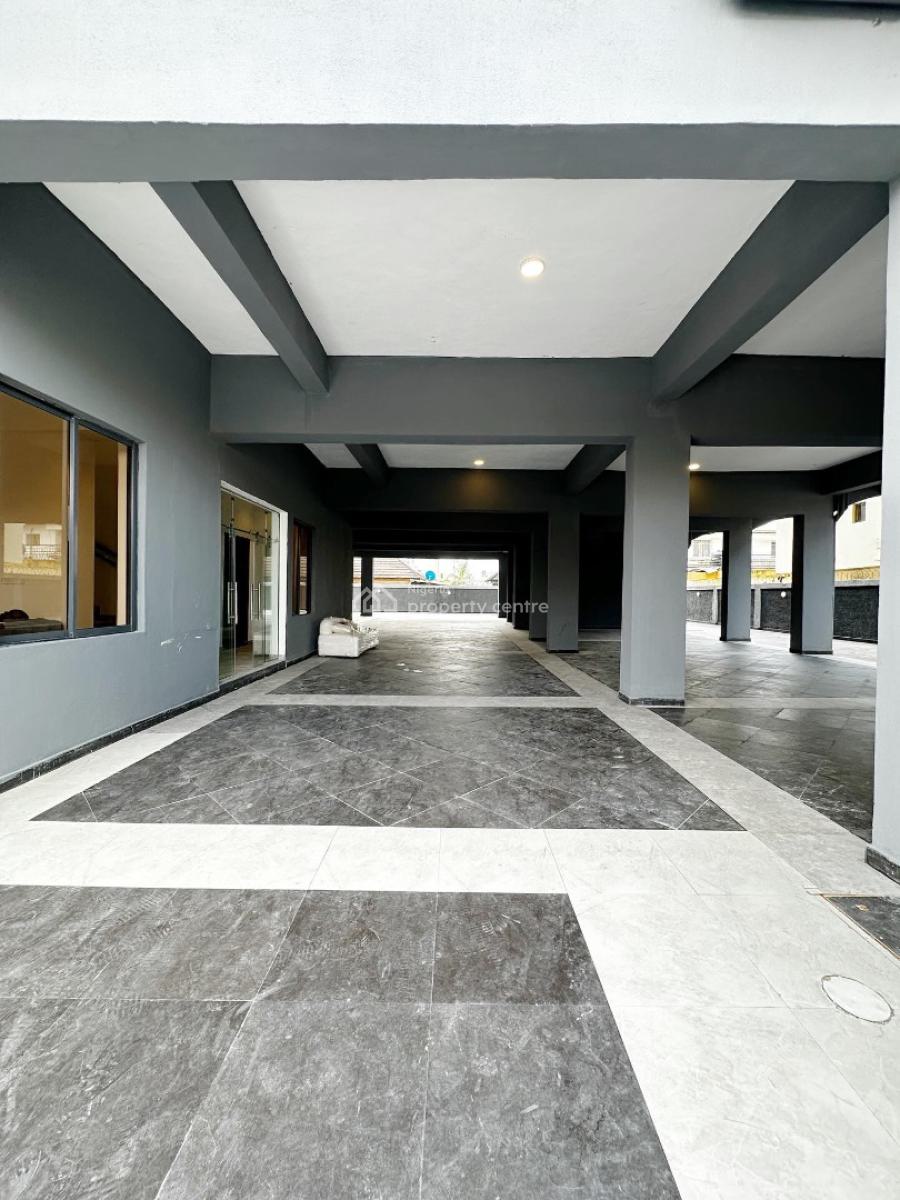 Luxury 2 Bedroom Apartment, Lekki Phase 1, Lekki, Lagos, Block of Flats for Sale