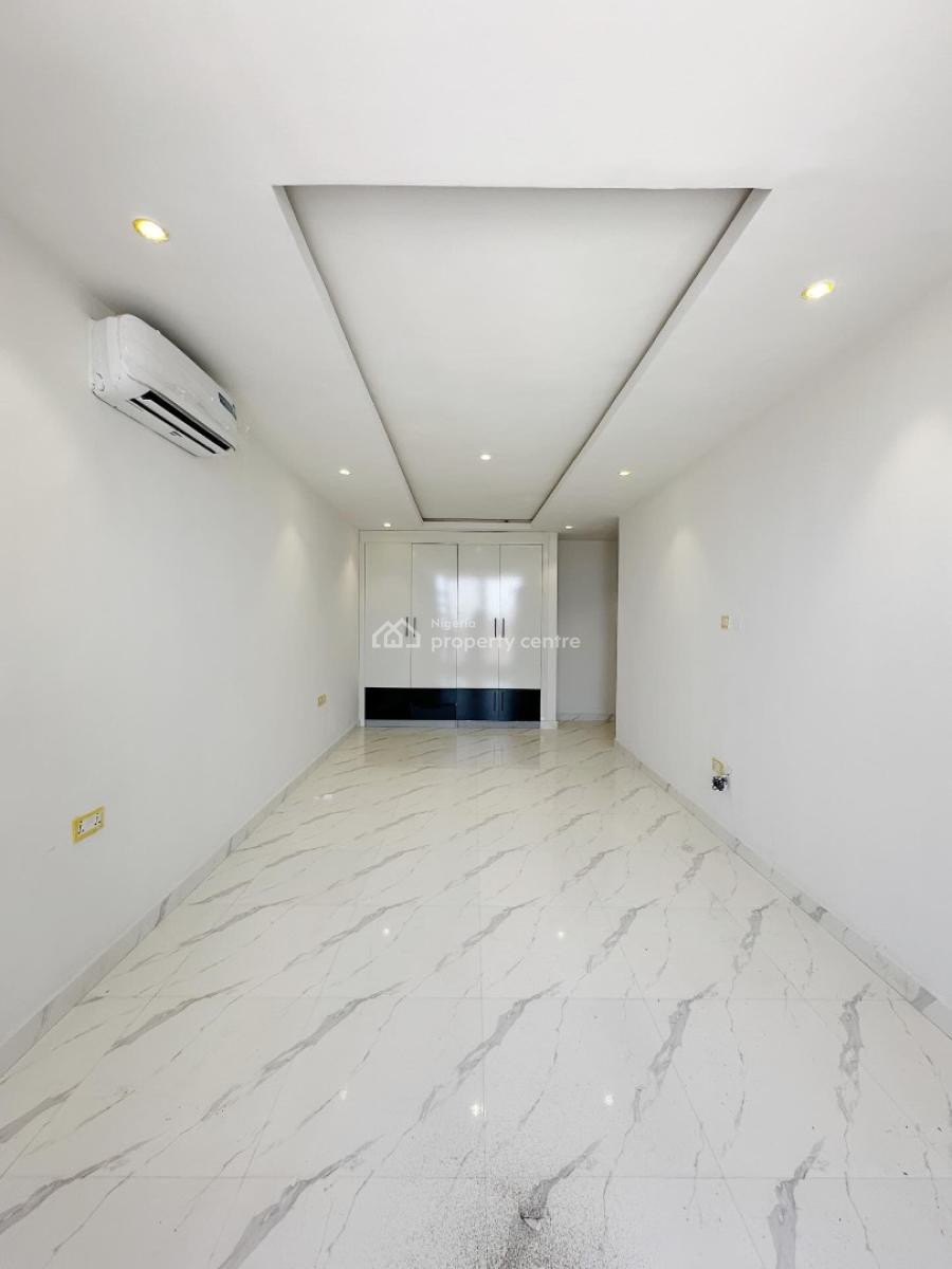 Luxury 2 Bedroom Apartment, Lekki Phase 1, Lekki, Lagos, Block of Flats for Sale