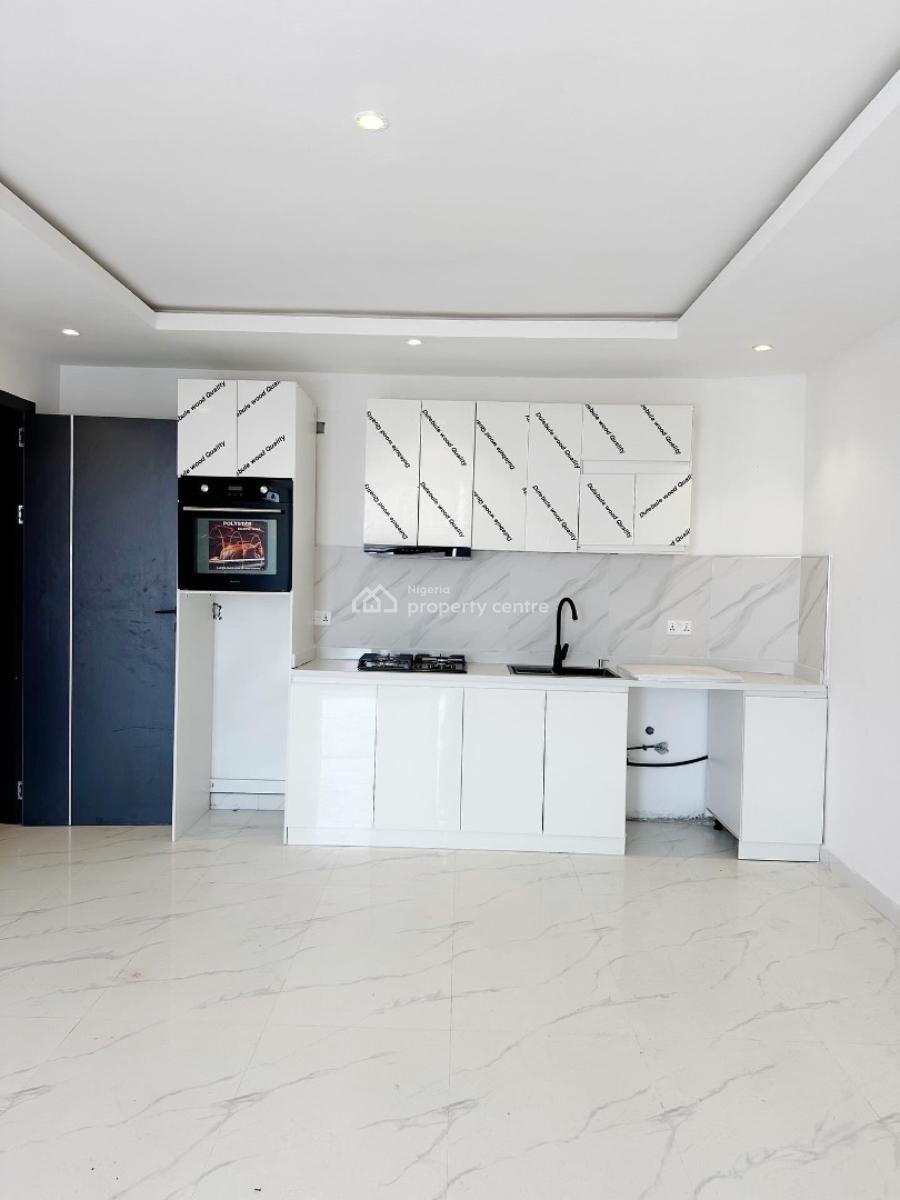 Luxury 2 Bedroom Apartment, Lekki Phase 1, Lekki, Lagos, Block of Flats for Sale