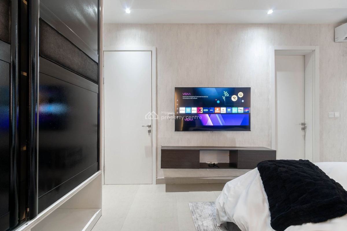 Exquisitely Designed 2-bedroom Apartment, Lekki Phase 1, Lekki, Lagos, Flat / Apartment Short Let