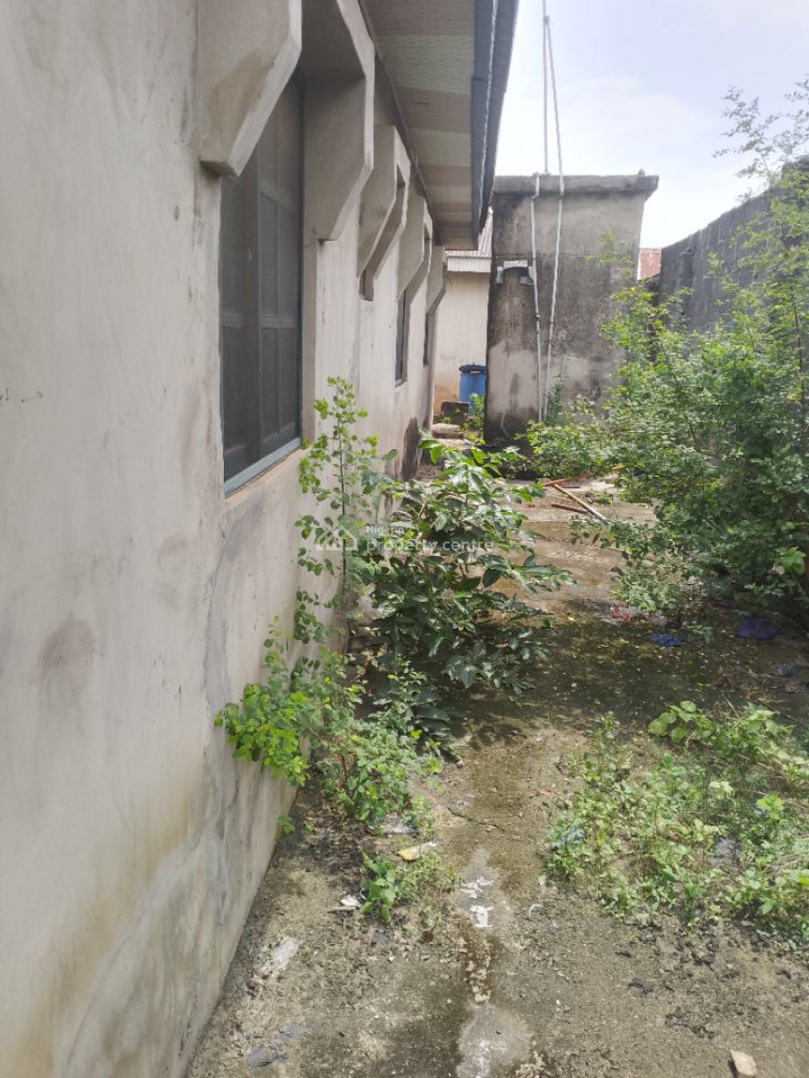 3 Bedroom Bungalow, Oduloye Off Bayeku Road, Igbogbo, Ikorodu, Lagos, Detached Bungalow for Sale