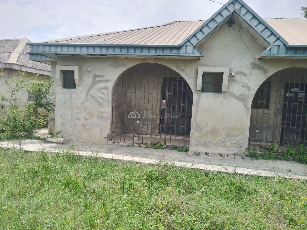 3 Bedroom Bungalow, Oduloye Off Bayeku Road, Igbogbo, Ikorodu, Lagos, Detached Bungalow for Sale