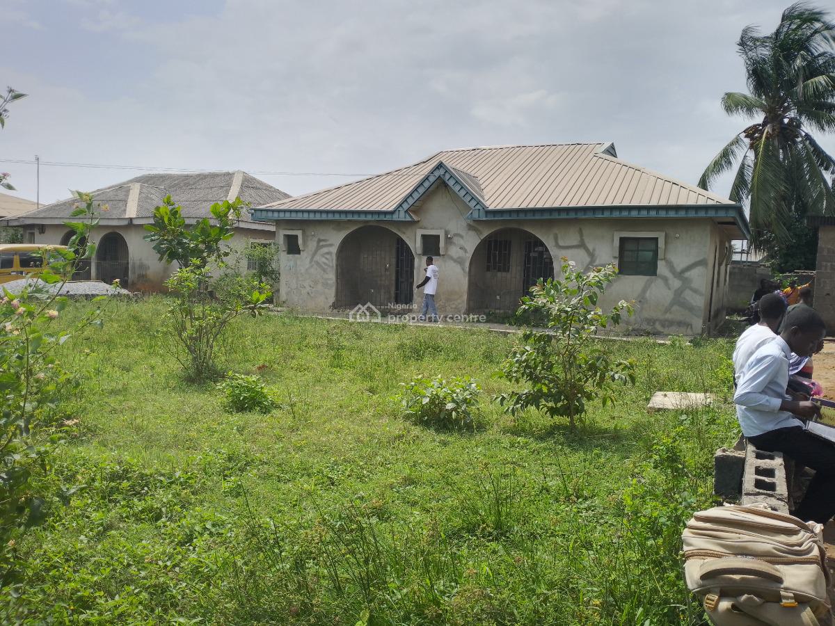 3 Bedroom Bungalow, Oduloye Off Bayeku Road, Igbogbo, Ikorodu, Lagos, Detached Bungalow for Sale