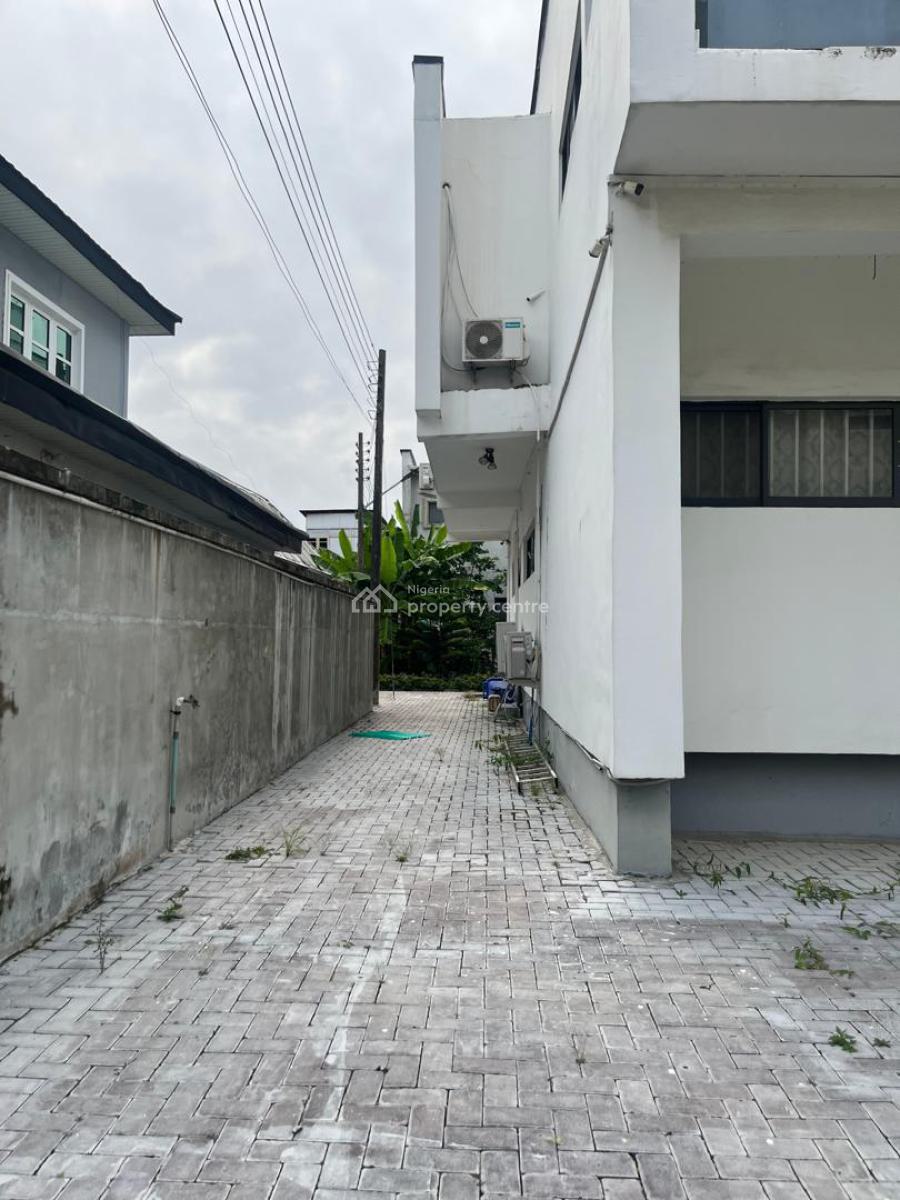 4bedroom Semi Detached Duplex, Monastery Road Sangotedo, Sangotedo, Ajah, Lagos, House for Sale