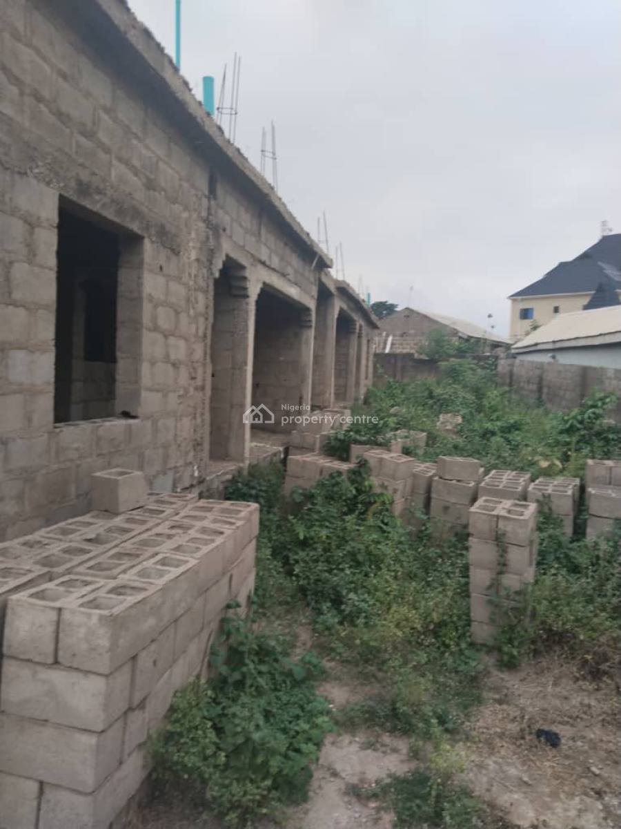 Uncompleted 4 Units of Room& Palour& 2 Units of 2 Bedroom, Alegongo Estate, Akobo, Ibadan, Oyo, Block of Flats for Sale