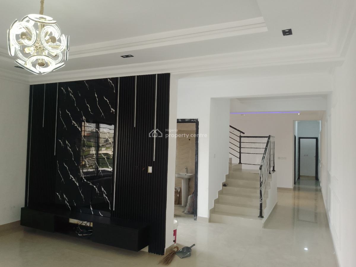 Renovated 4 Bedroom Duplex with Bq, Monastery Road, Sangotedo, Ajah, Lagos, Semi-detached Duplex for Rent