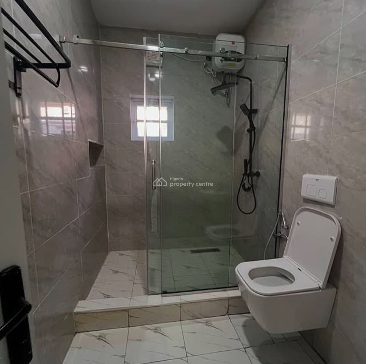 Distress 3 Bedroom Bungalow with 2 Bed Bq, Karsana, Abuja, Detached Bungalow for Sale