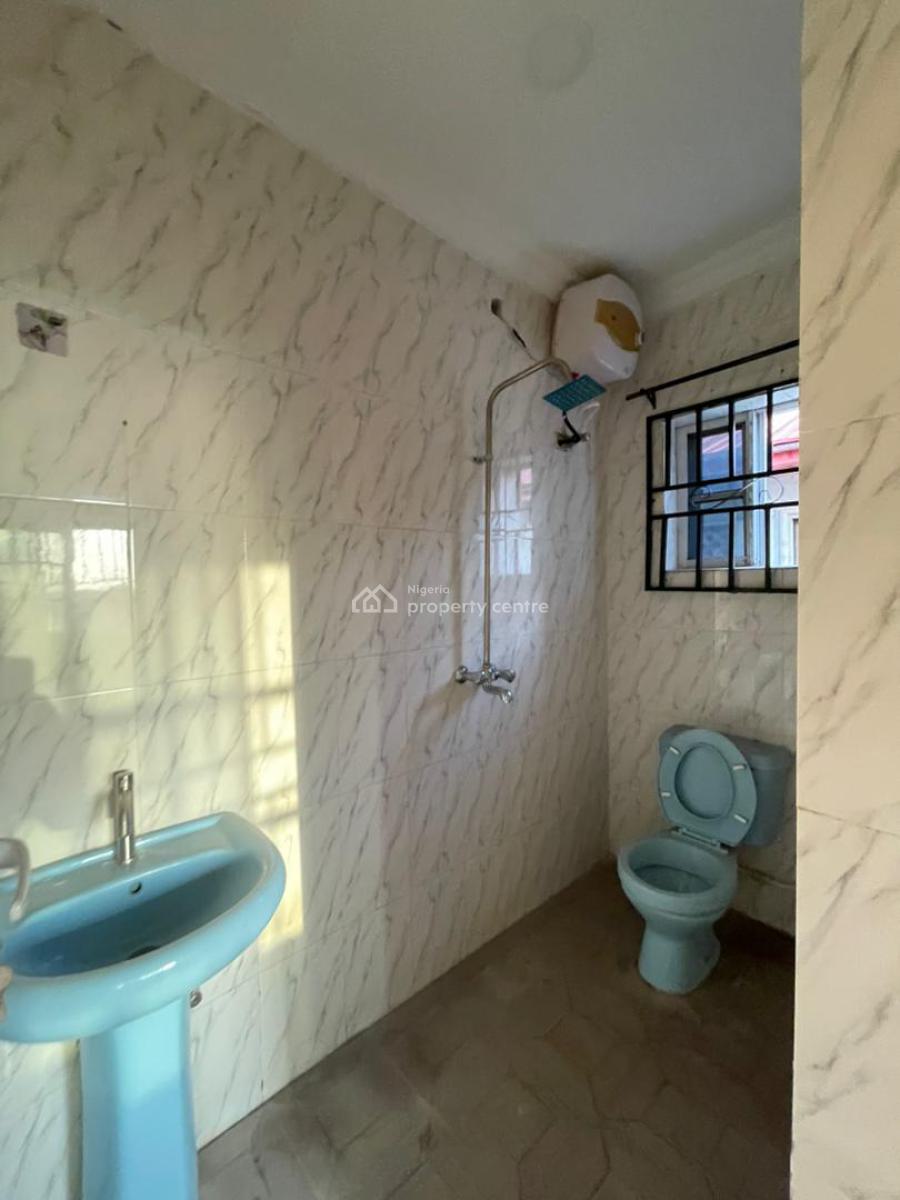 4 Units of Four Bedroom Flat, Adetokun Street, Ologuneru, Ibadan, Oyo, Flat / Apartment for Rent