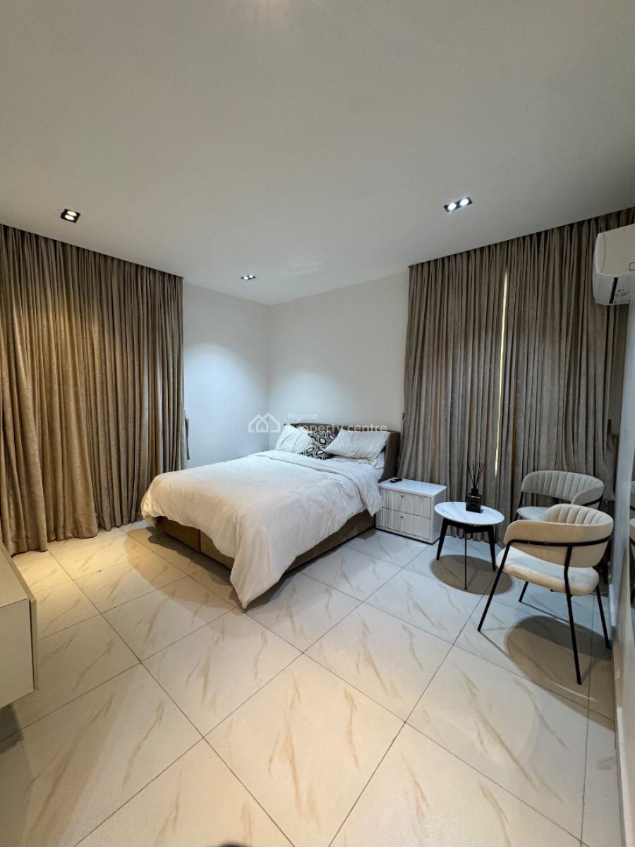 Fully Furnished 3 Bedroom Penthouse Apartment, Lekki Phase 1, Lekki, Lagos, Flat / Apartment for Sale
