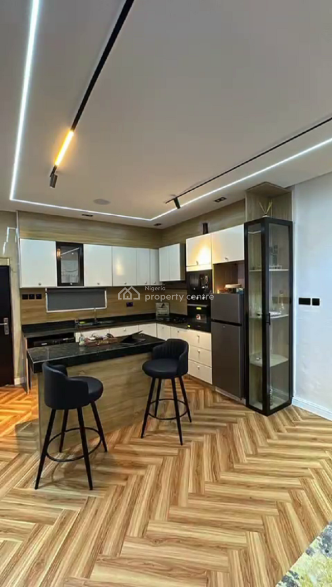 Nicely Furnished 2 Bedroom Apartment, Agungi, Lekki, Lagos, Flat / Apartment Short Let
